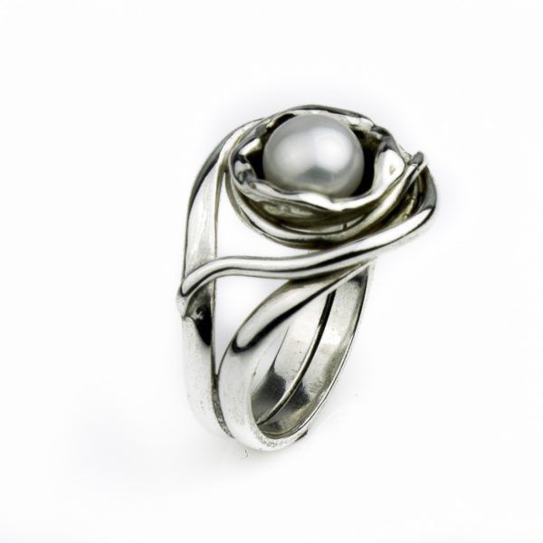 Shell and Pearl Ring